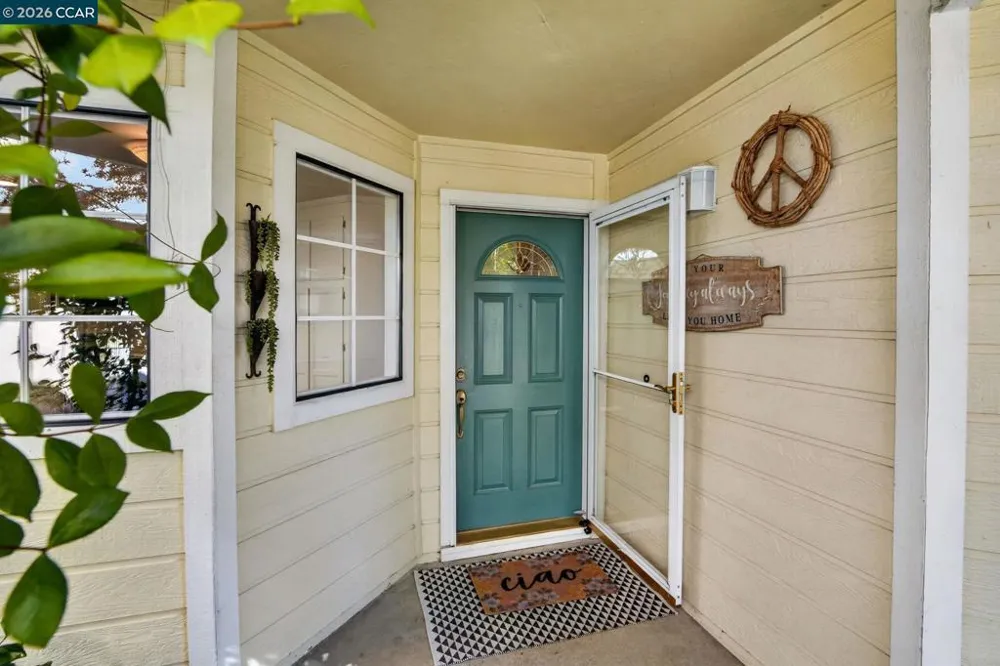 1035 Pinehurst Ct Concord, CA 94521
