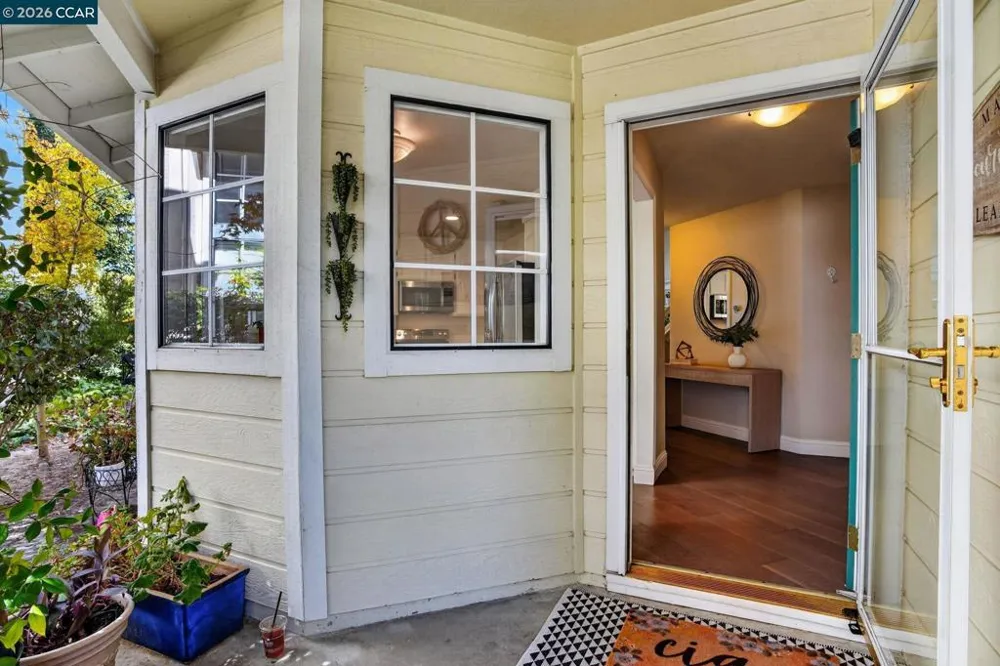 1035 Pinehurst Ct Concord, CA 94521