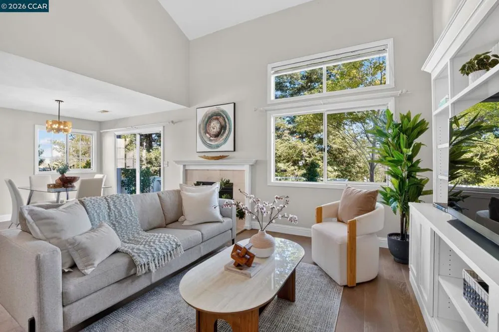 1035 Pinehurst Ct Concord, CA 94521