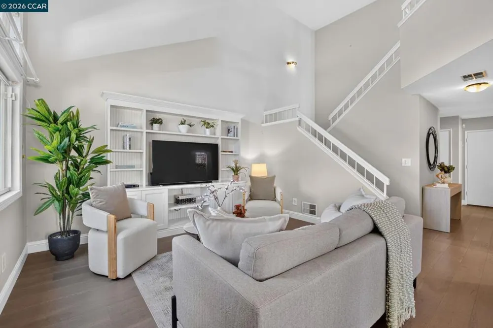 1035 Pinehurst Ct Concord, CA 94521