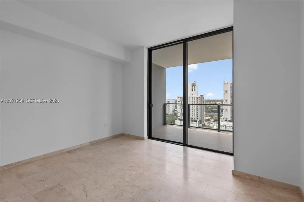 88 SW 7th St #904 Miami, FL 33130