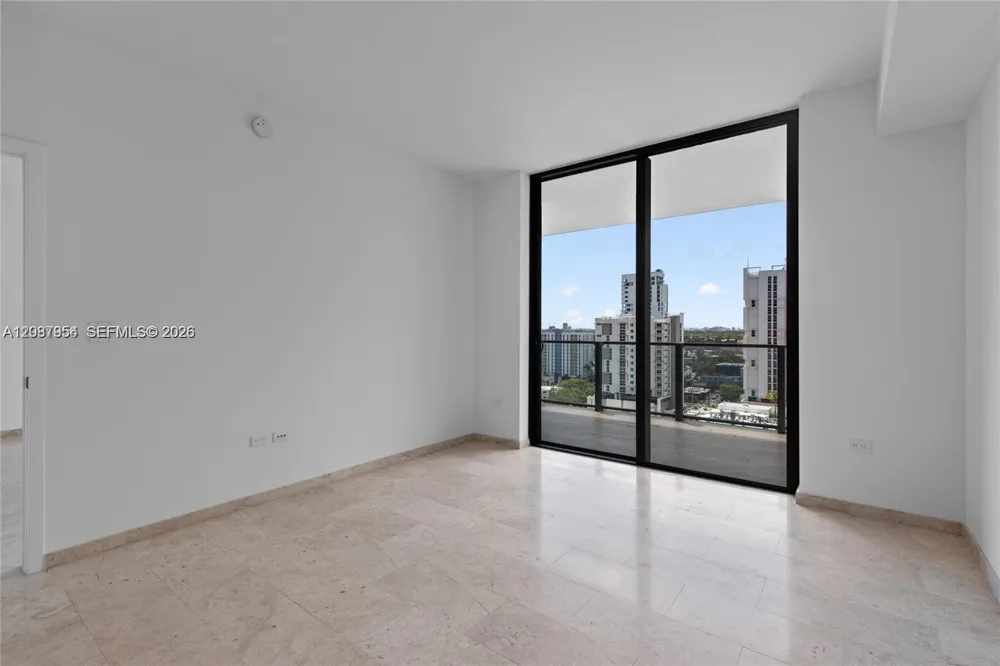 88 SW 7th St #904 Miami, FL 33130