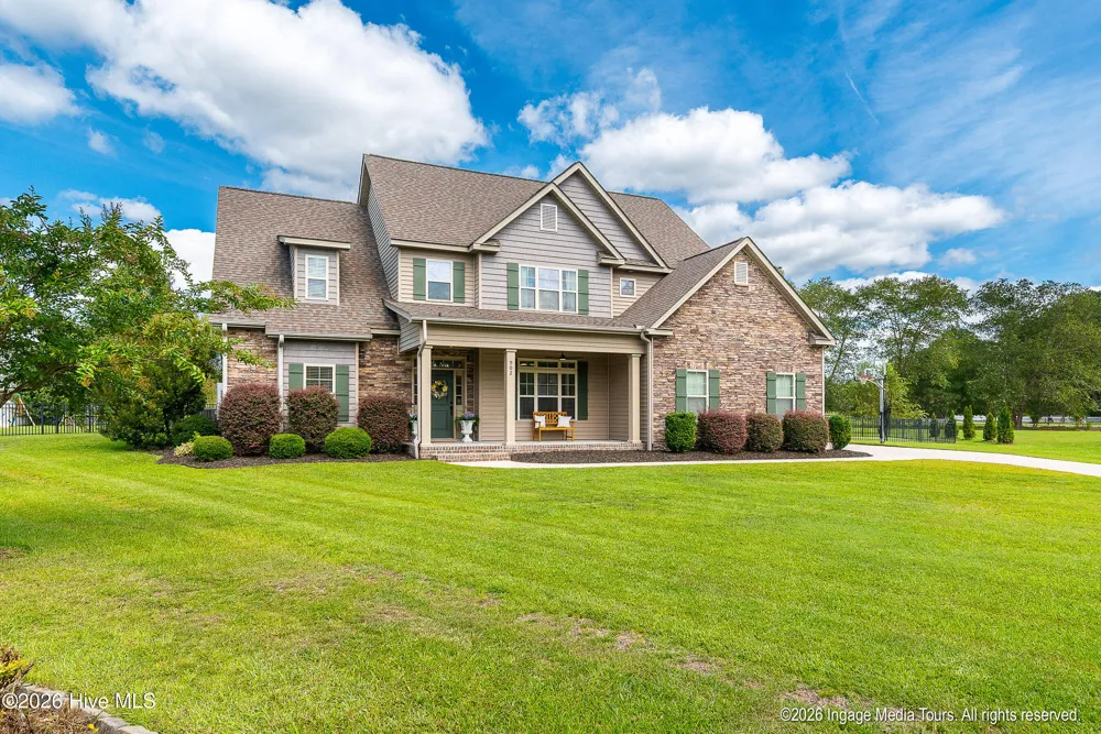 902 Derbyshire Lane Greenville, NC 27858
