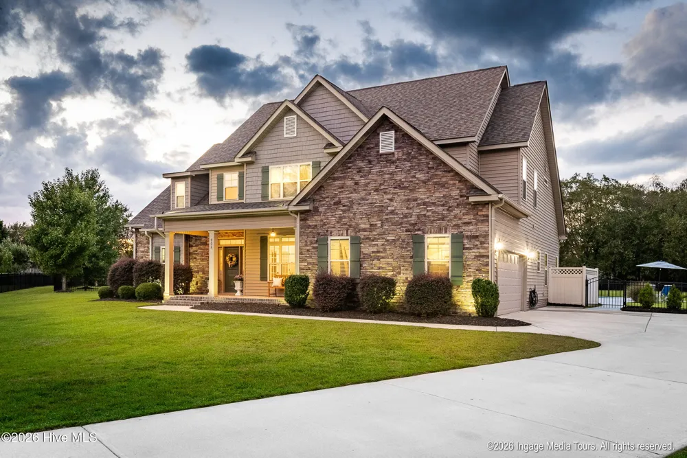 902 Derbyshire Lane Greenville, NC 27858