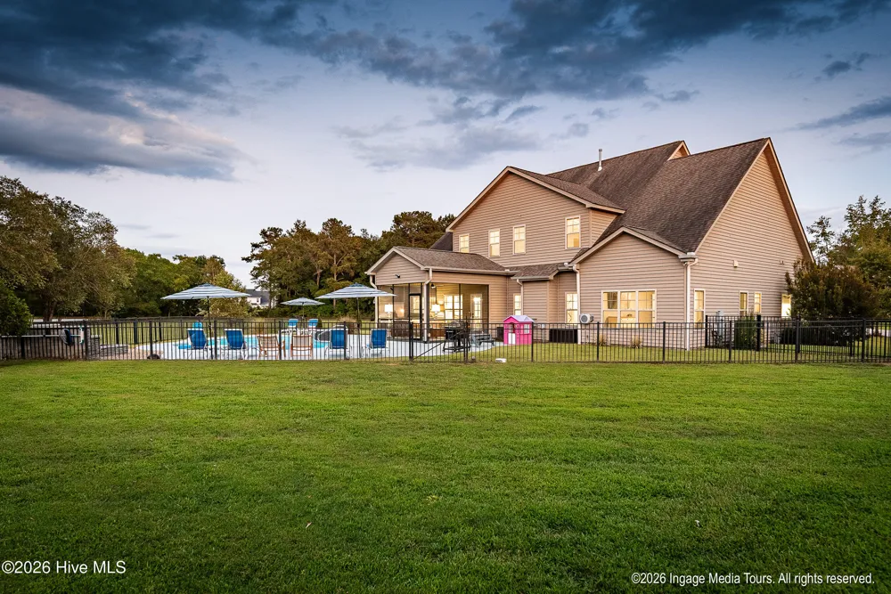 902 Derbyshire Lane Greenville, NC 27858