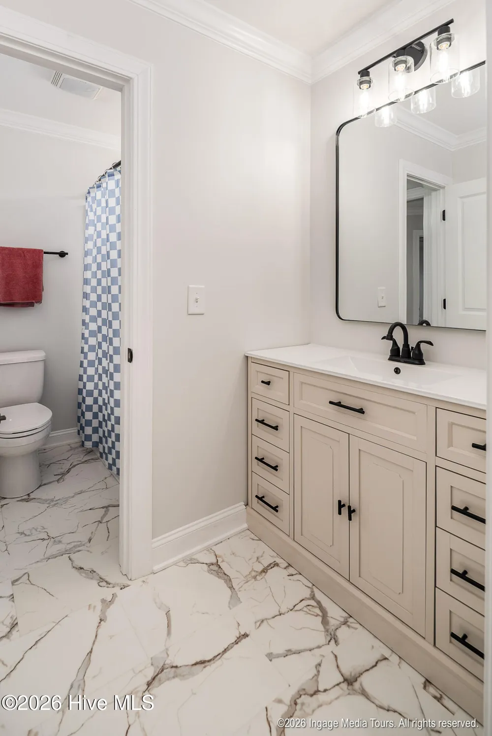 902 Derbyshire Lane Greenville, NC 27858