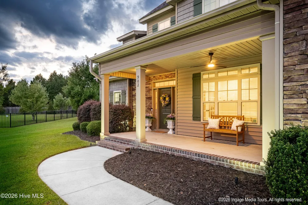 902 Derbyshire Lane Greenville, NC 27858