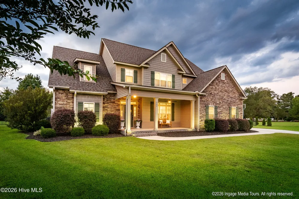 902 Derbyshire Lane Greenville, NC 27858