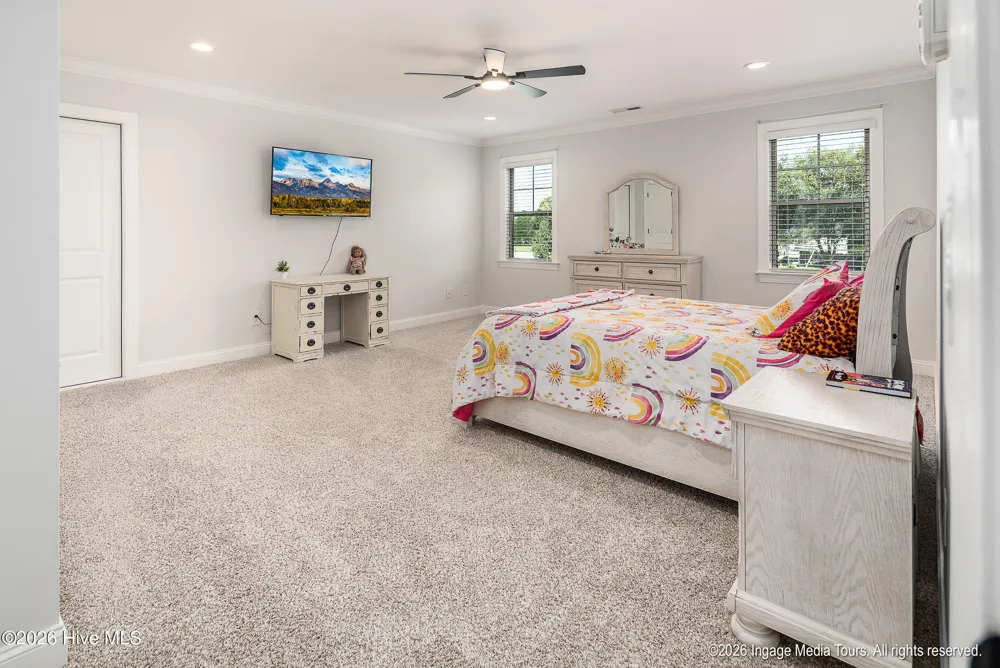 902 Derbyshire Lane Greenville, NC 27858