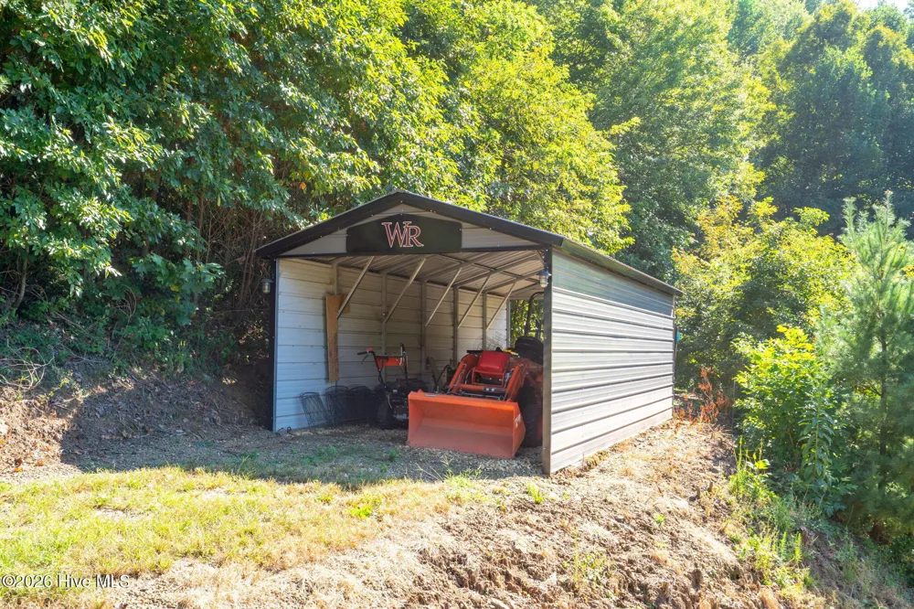 100 Little Den Lane Murphy, NC 28906