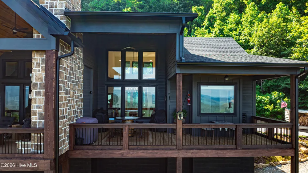 100 Little Den Lane Murphy, NC 28906