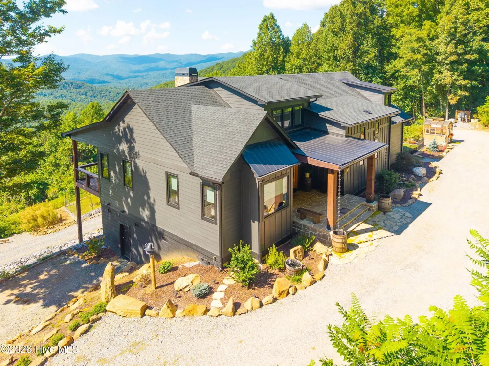 100 Little Den Lane Murphy, NC 28906