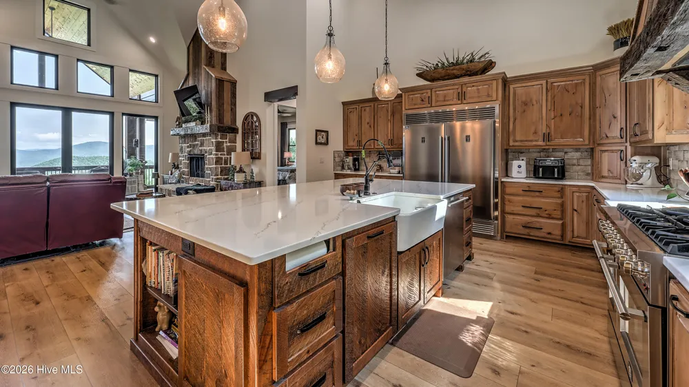100 Little Den Lane Murphy, NC 28906