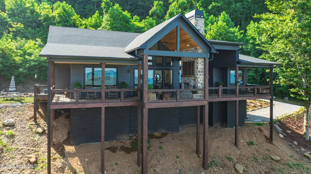100 Little Den Lane Murphy, NC 28906