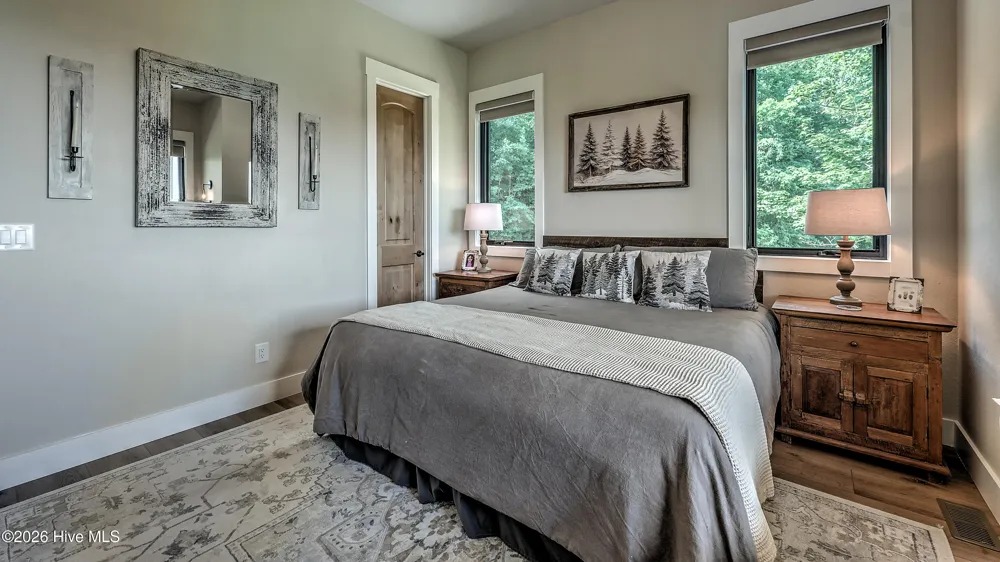 100 Little Den Lane Murphy, NC 28906