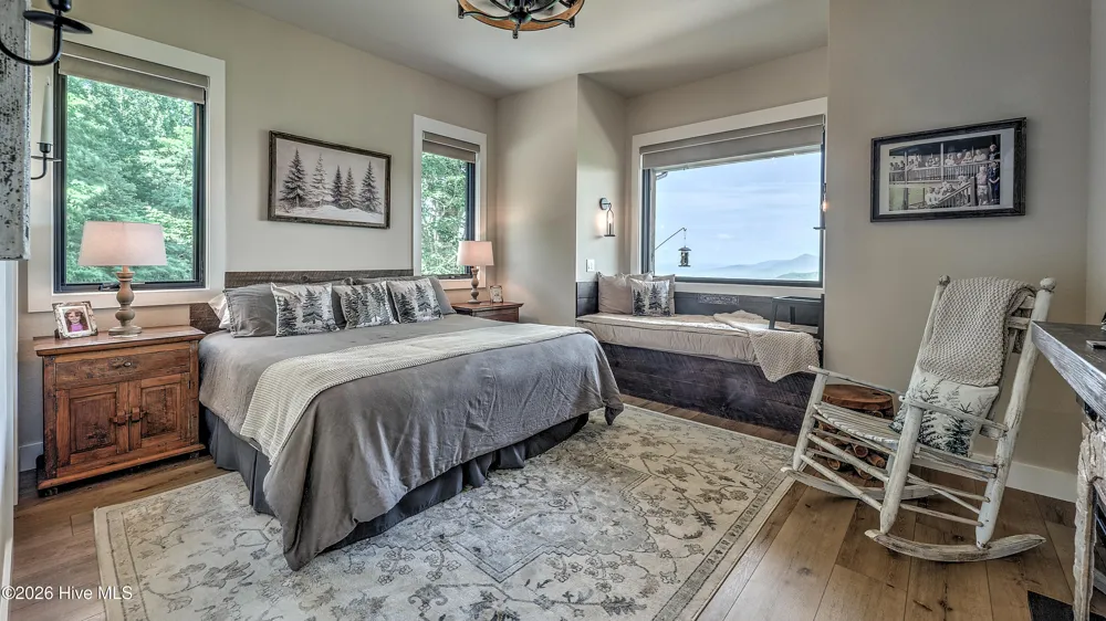 100 Little Den Lane Murphy, NC 28906