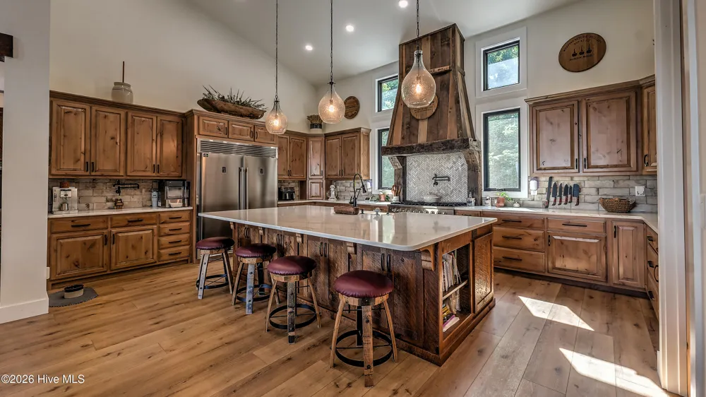 100 Little Den Lane Murphy, NC 28906