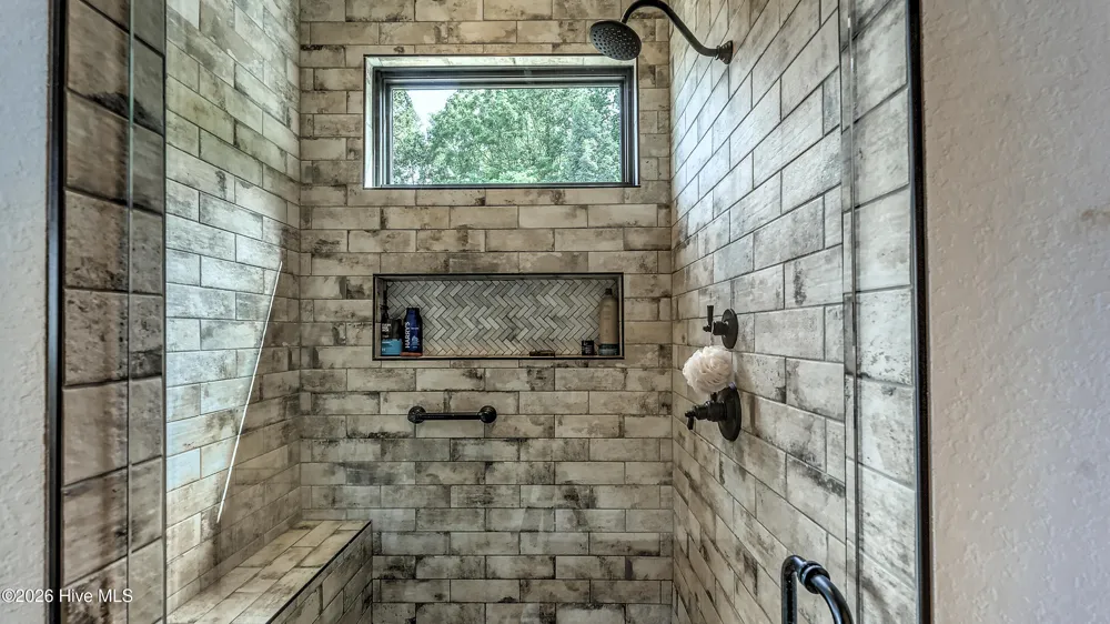 100 Little Den Lane Murphy, NC 28906