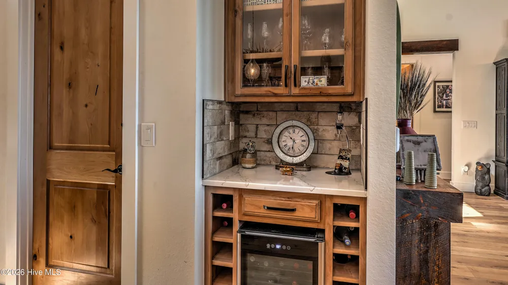 100 Little Den Lane Murphy, NC 28906