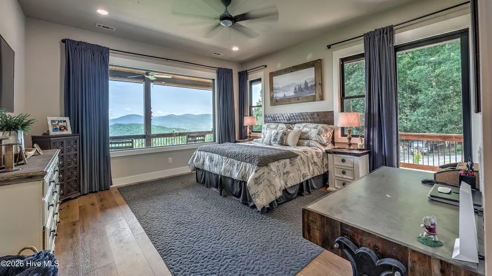 100 Little Den Lane Murphy, NC 28906