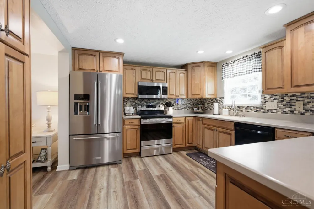 4977 Francisview Drive Delhi, OH 45238