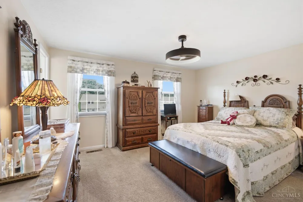 4977 Francisview Drive Delhi, OH 45238