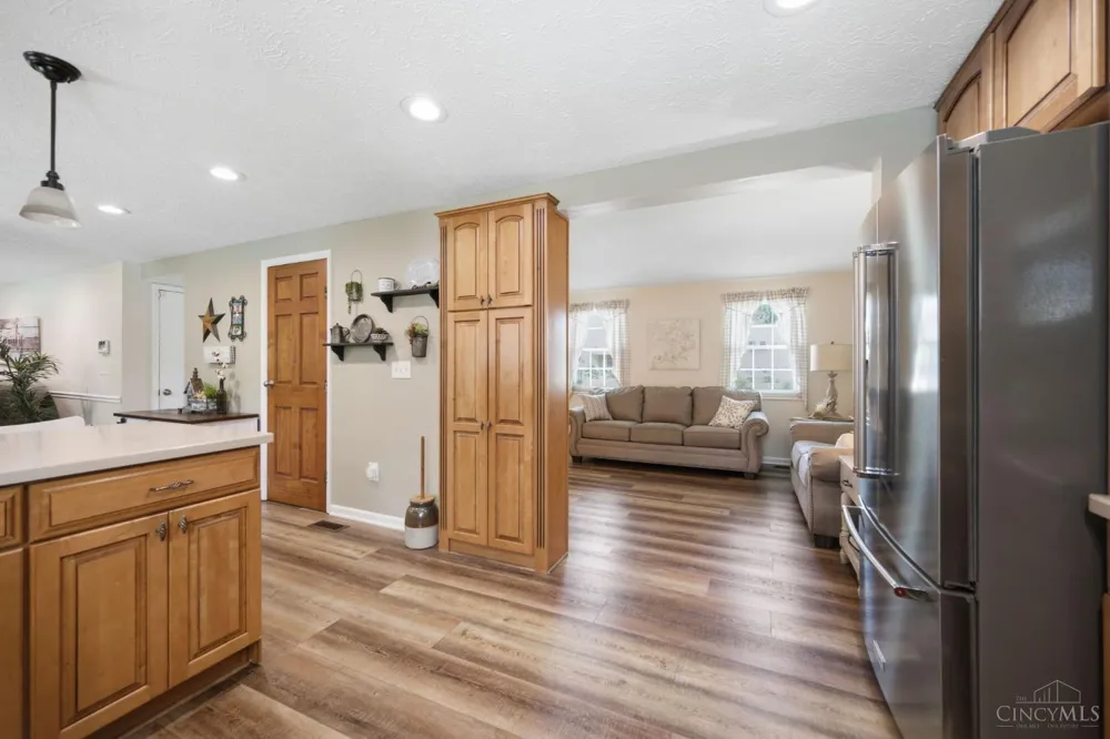 4977 Francisview Drive Delhi, OH 45238