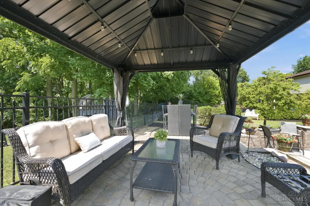 4977 Francisview Drive Delhi, OH 45238