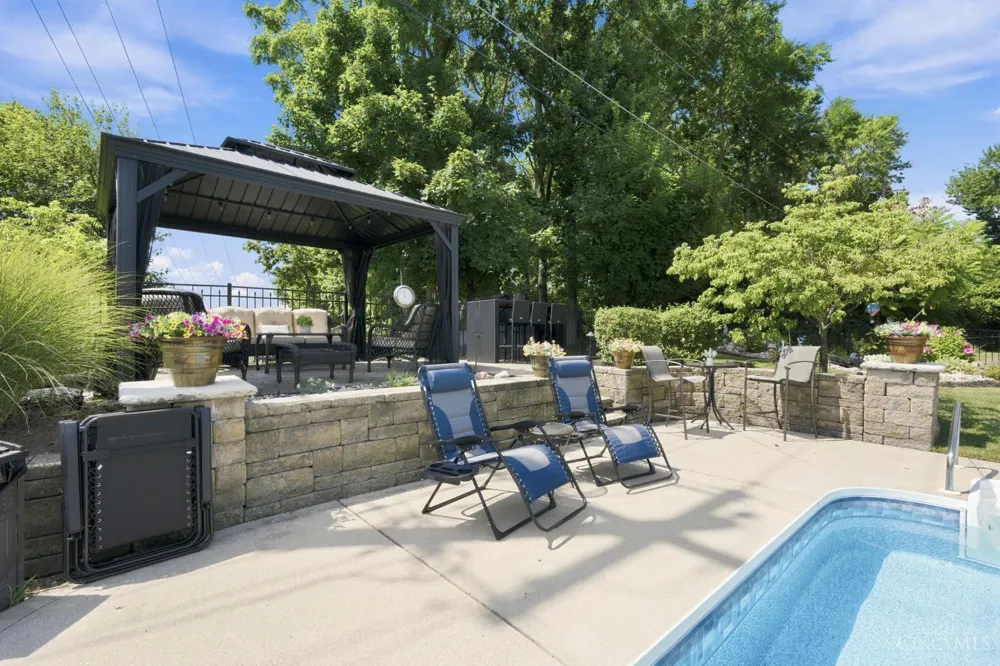 4977 Francisview Drive Delhi, OH 45238