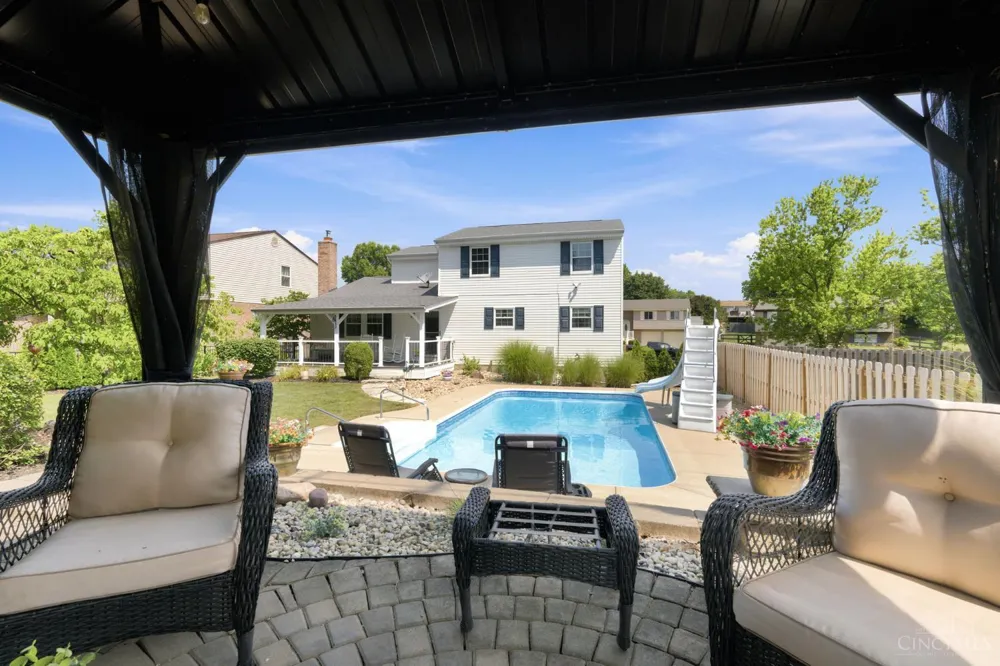 4977 Francisview Drive Delhi, OH 45238