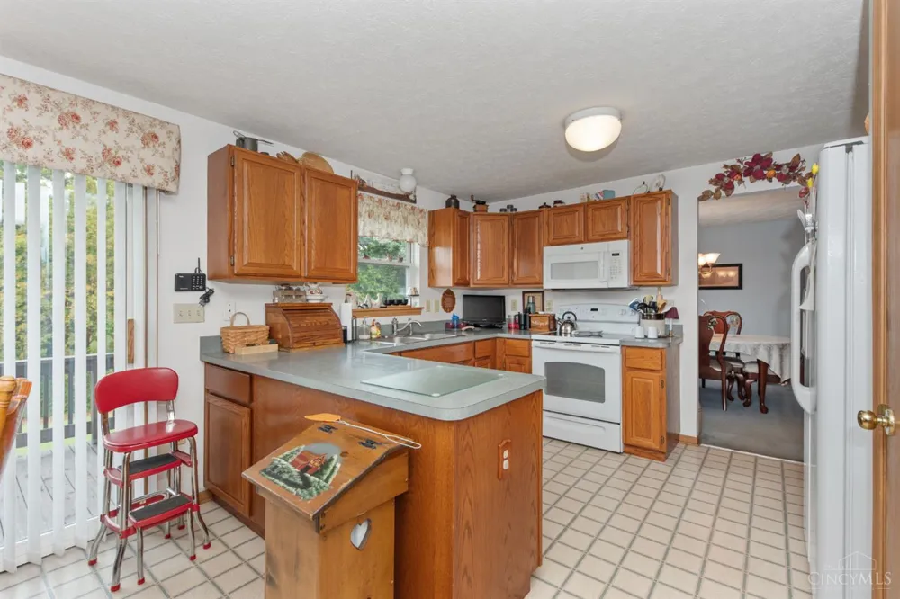 6365 St Rt 505 Lewis, OH 45121