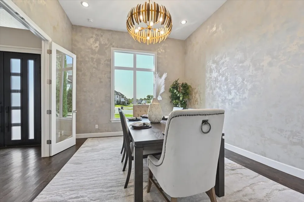 6110 W Charleston Place Broken Arrow, OK 74011