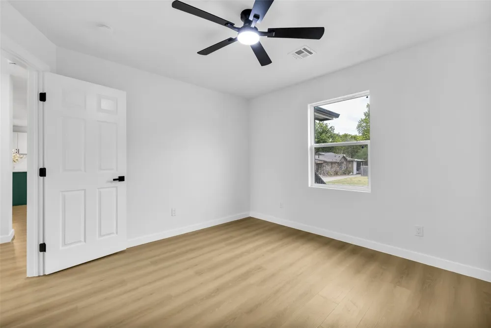 1532 Kingston Place Tulsa, OK 74115