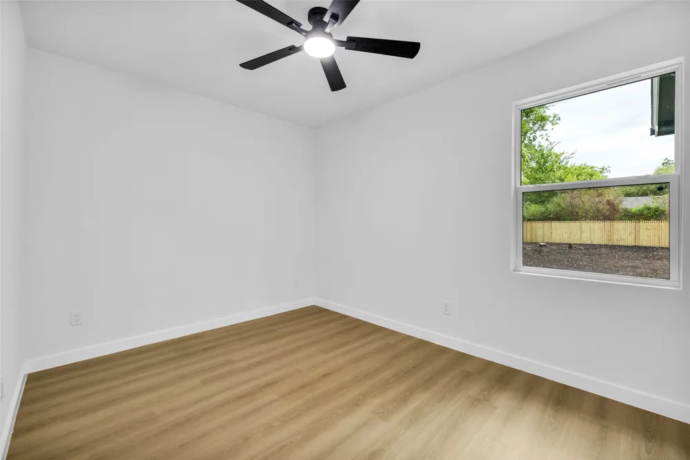 1532 Kingston Place Tulsa, OK 74115