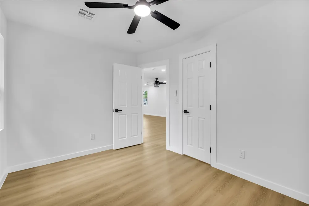 1532 Kingston Place Tulsa, OK 74115