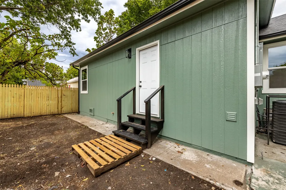 1532 Kingston Place Tulsa, OK 74115