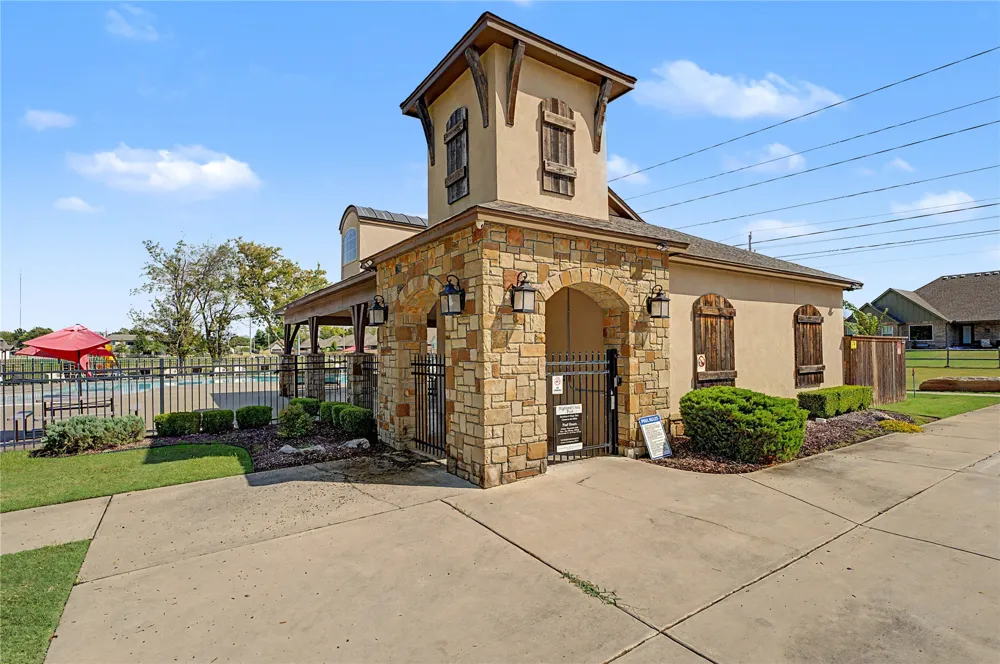 10414 S 230th EastAvenue S Broken Arrow, OK 74014