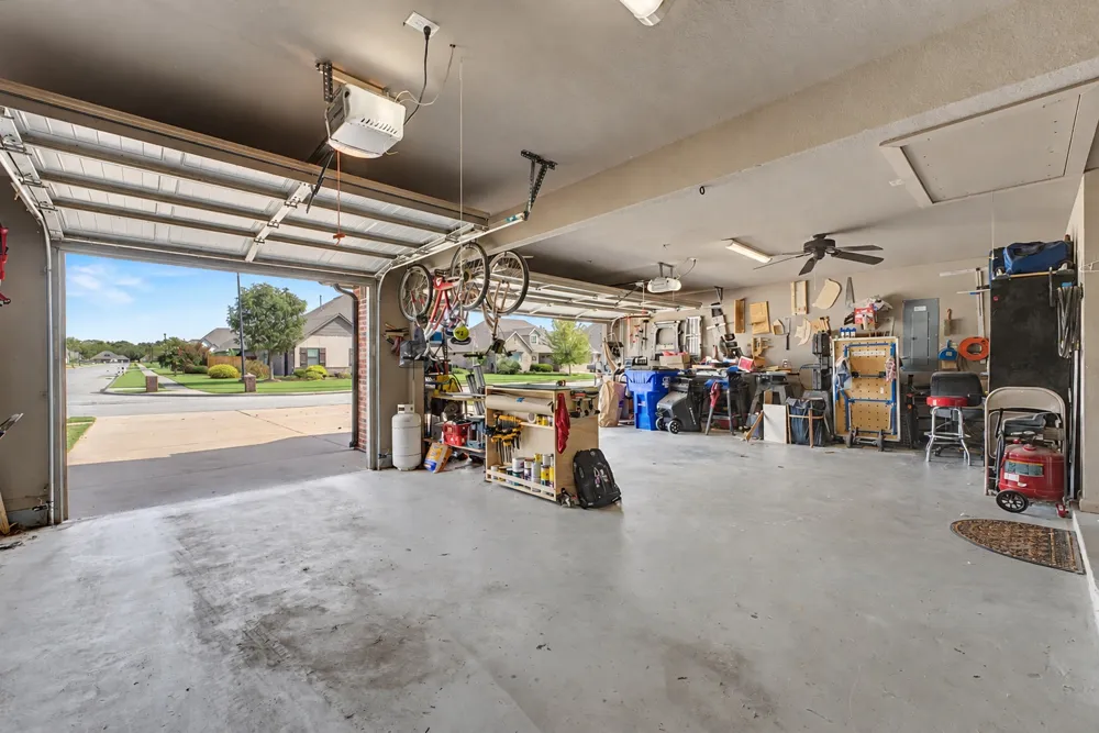 10414 S 230th EastAvenue S Broken Arrow, OK 74014