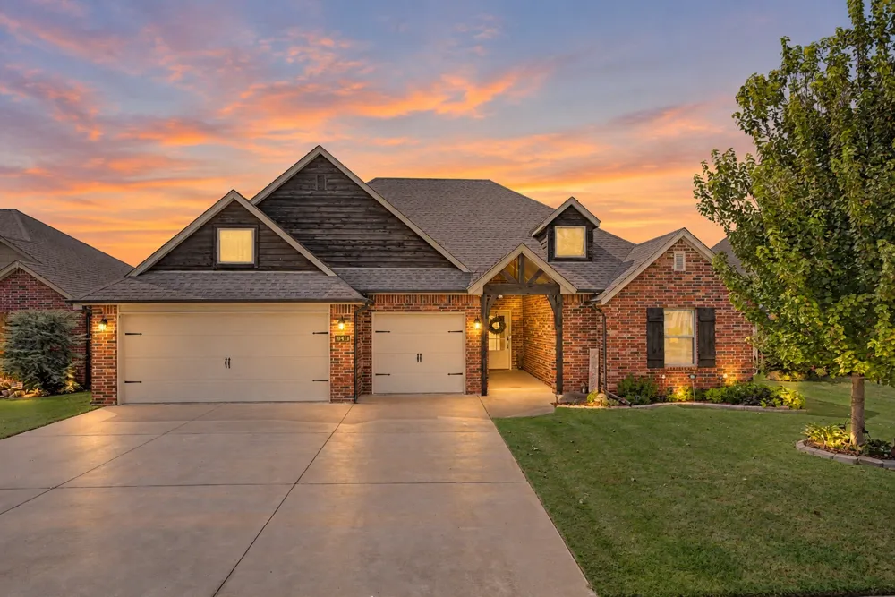 10414 S 230th EastAvenue S Broken Arrow, OK 74014