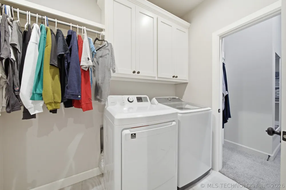 135 E Boston Street Broken Arrow, OK 74012