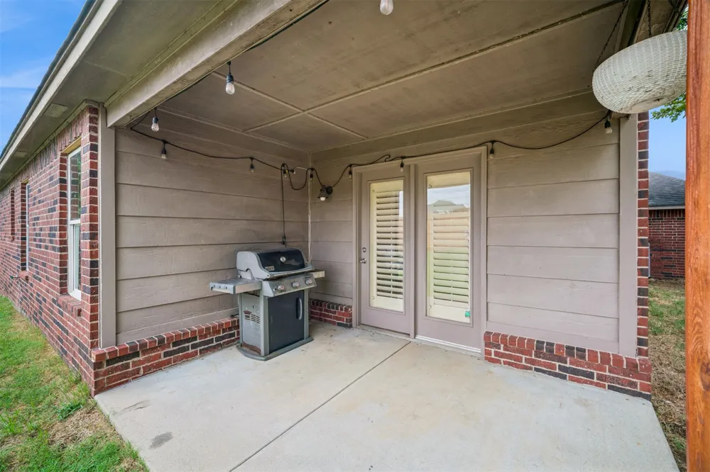 208 E 126th Street S Jenks, OK 74037