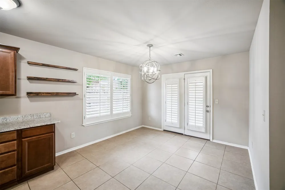 208 E 126th Street S Jenks, OK 74037