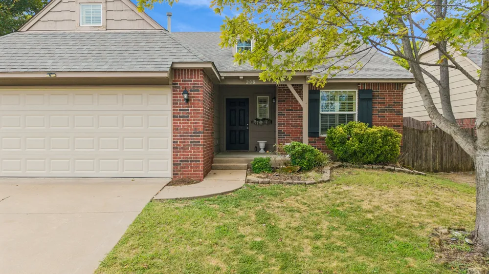 208 E 126th Street S Jenks, OK 74037