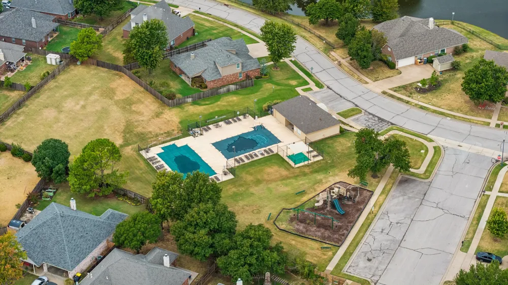 208 E 126th Street S Jenks, OK 74037