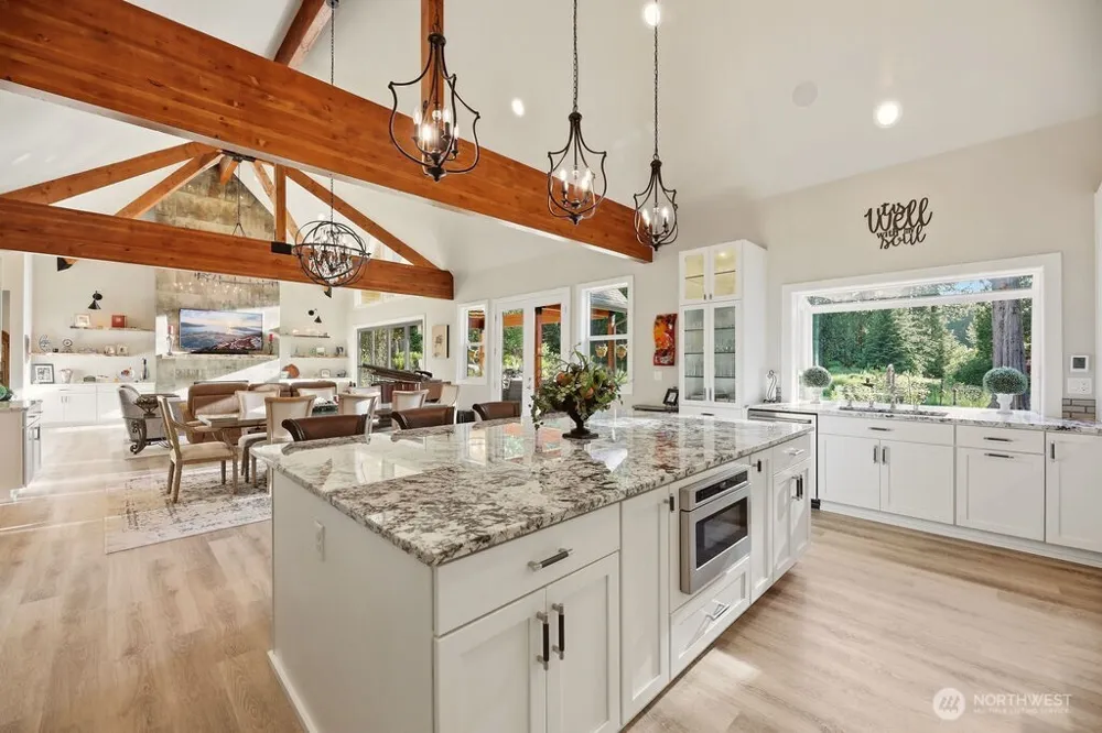 1820 145th Avenue SE Snohomish, WA 98290