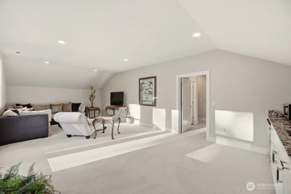 1820 145th Avenue SE Snohomish, WA 98290