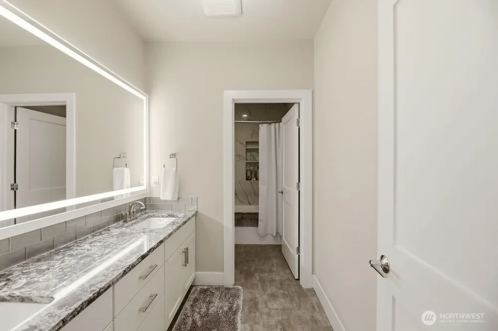 1820 145th Avenue SE Snohomish, WA 98290
