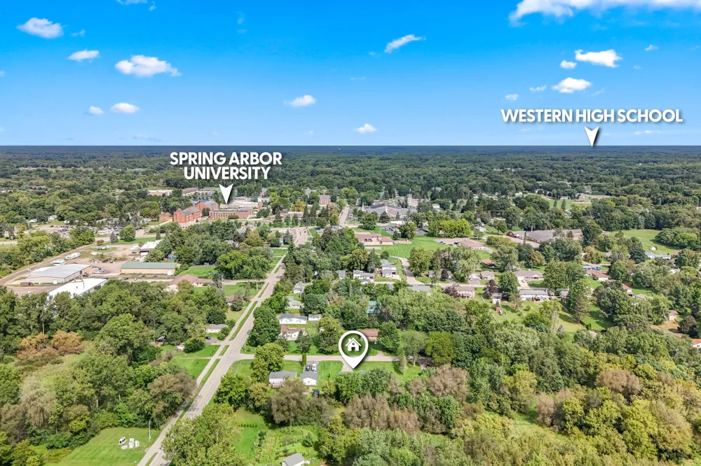 109 Boadway Street Spring Arbor Township, MI 49283