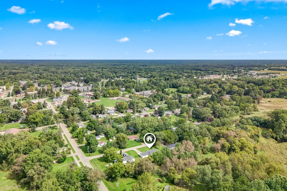 109 Boadway Street Spring Arbor Township, MI 49283