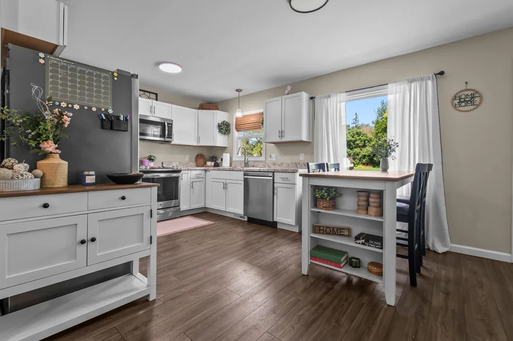 109 Boadway Street Spring Arbor Township, MI 49283